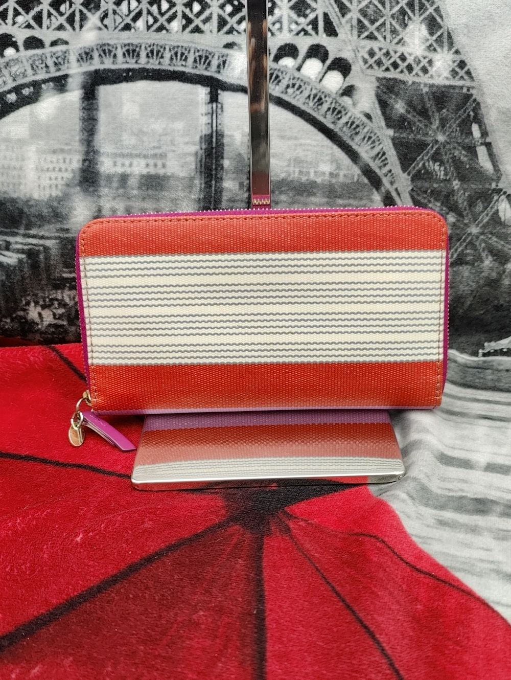 Fossil Keyper Clutch